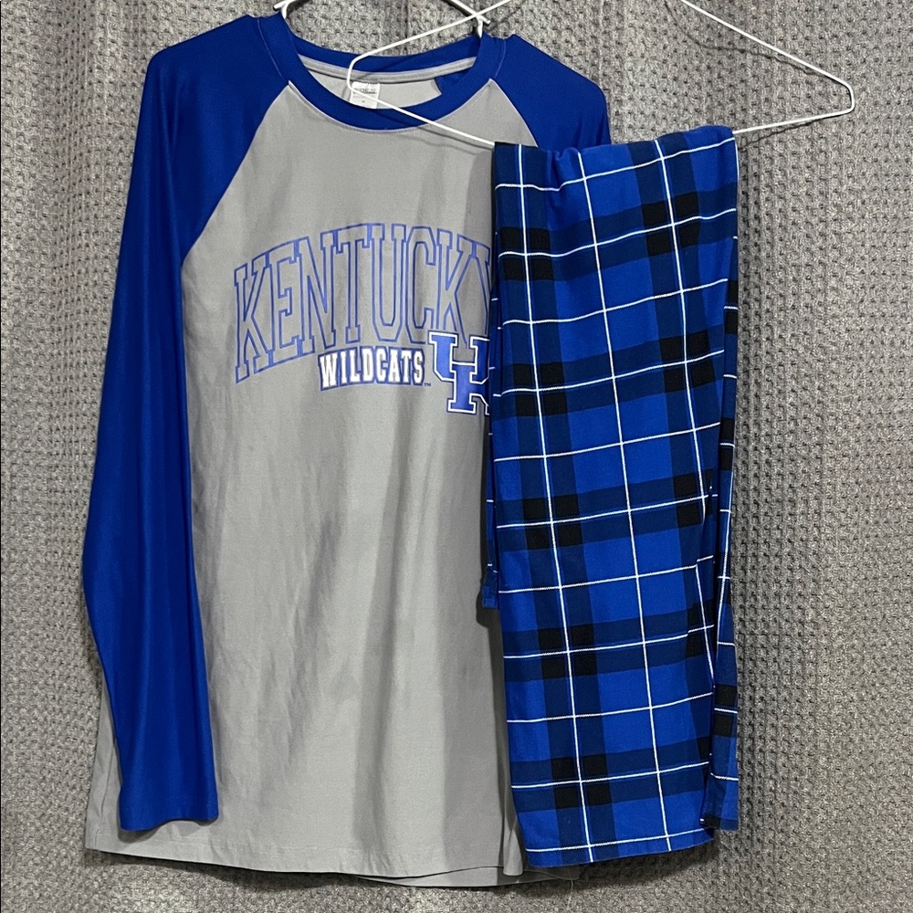 Mend Blue and Gray UK Wildcats Pajamas